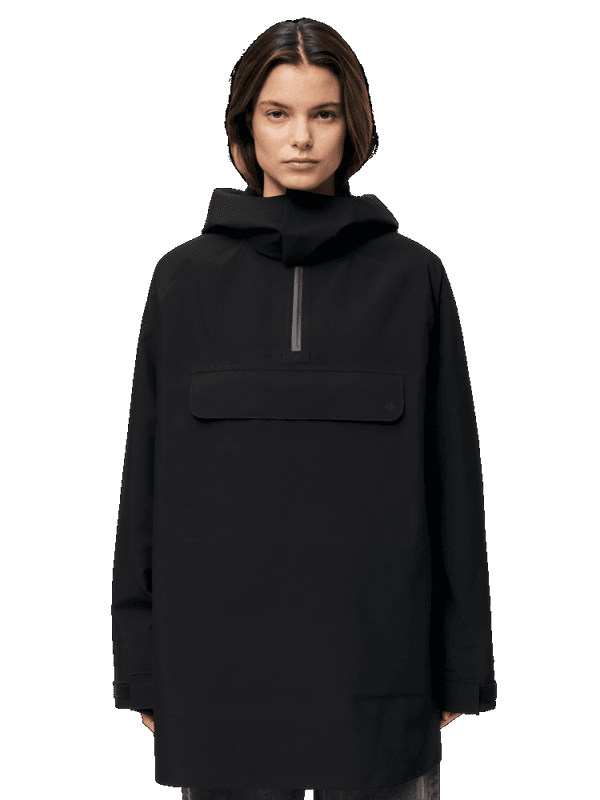 BLÆST Voss Poncho Svart