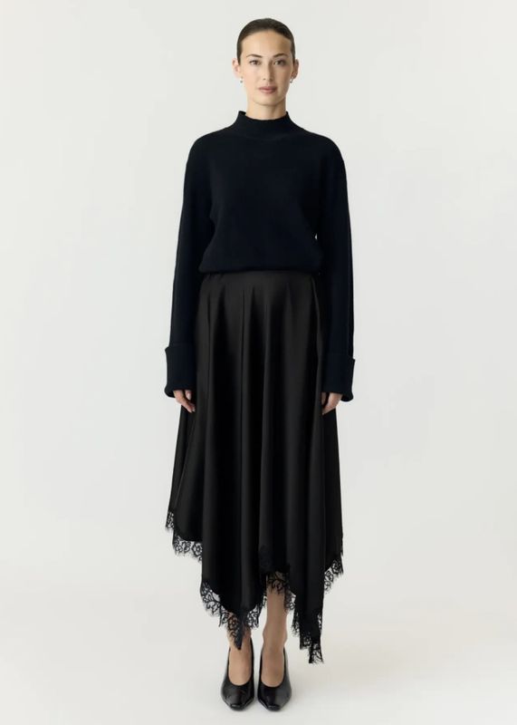 YAS Florian Lace Satin Long Shirt Black 