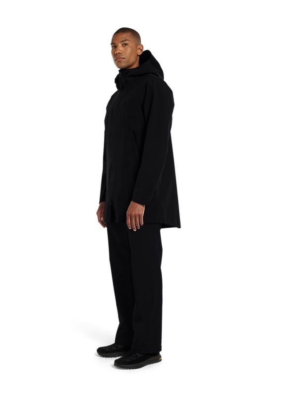 BLÆST Helleren Coat Black
