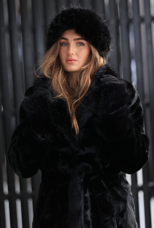 Nectar Luxe Fur Gloves - Black 